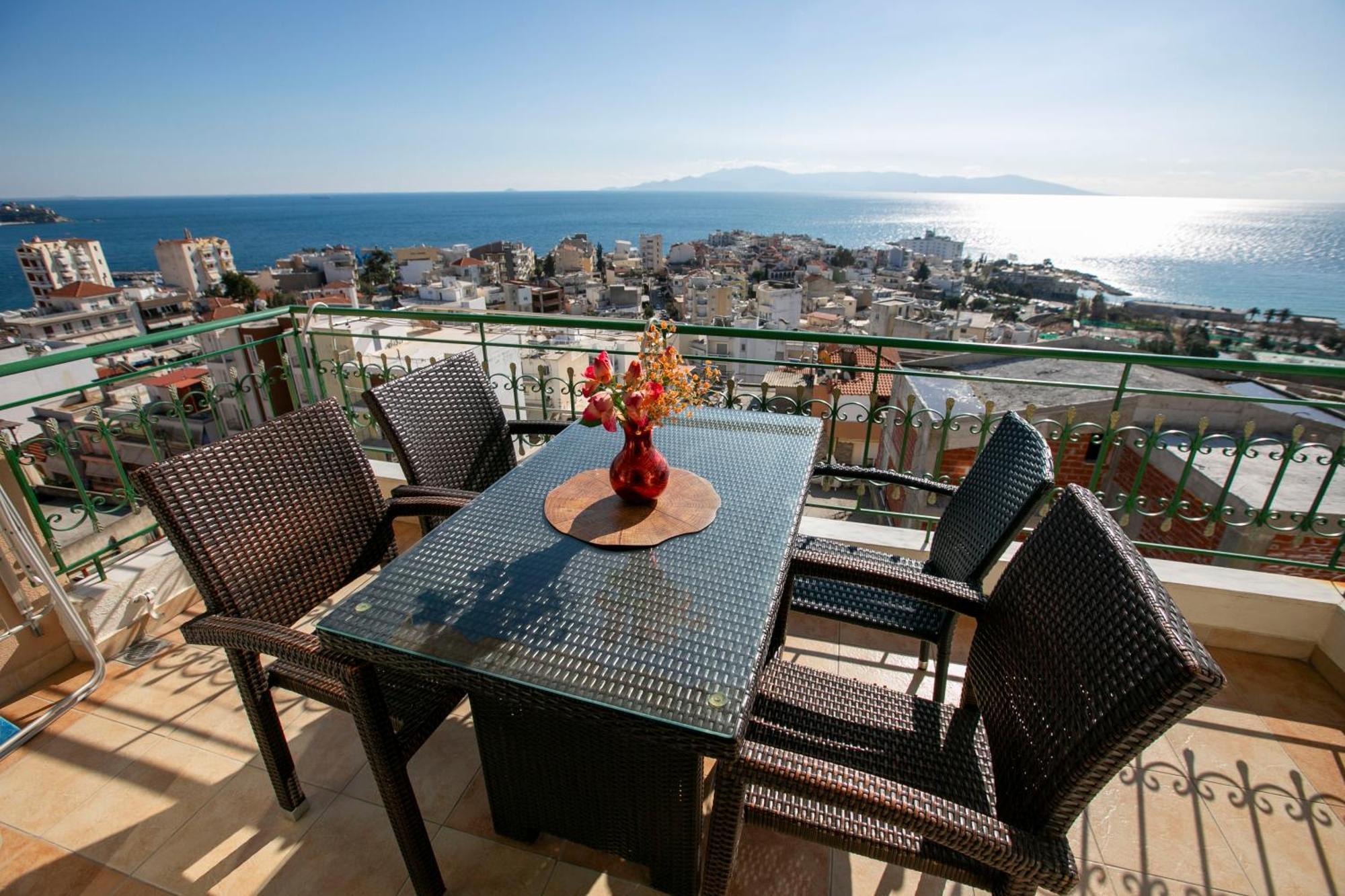 Blue Sky Appartment Kavala Exterior photo